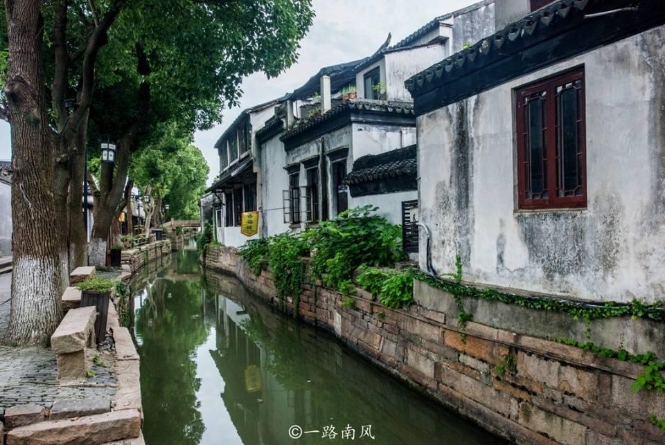 明星“烤瓷牙”有多可怕?